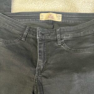 Hollister Women’s black Super Skinny Jeans size 9 short
